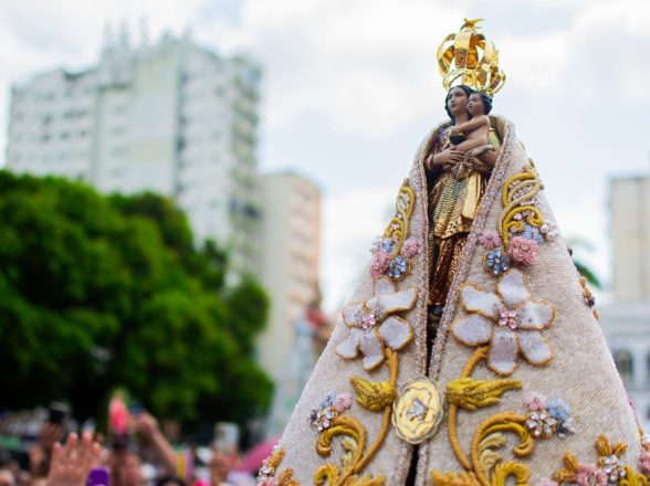 NBL LOG Homenageia Nossa Senhora de Nazaré